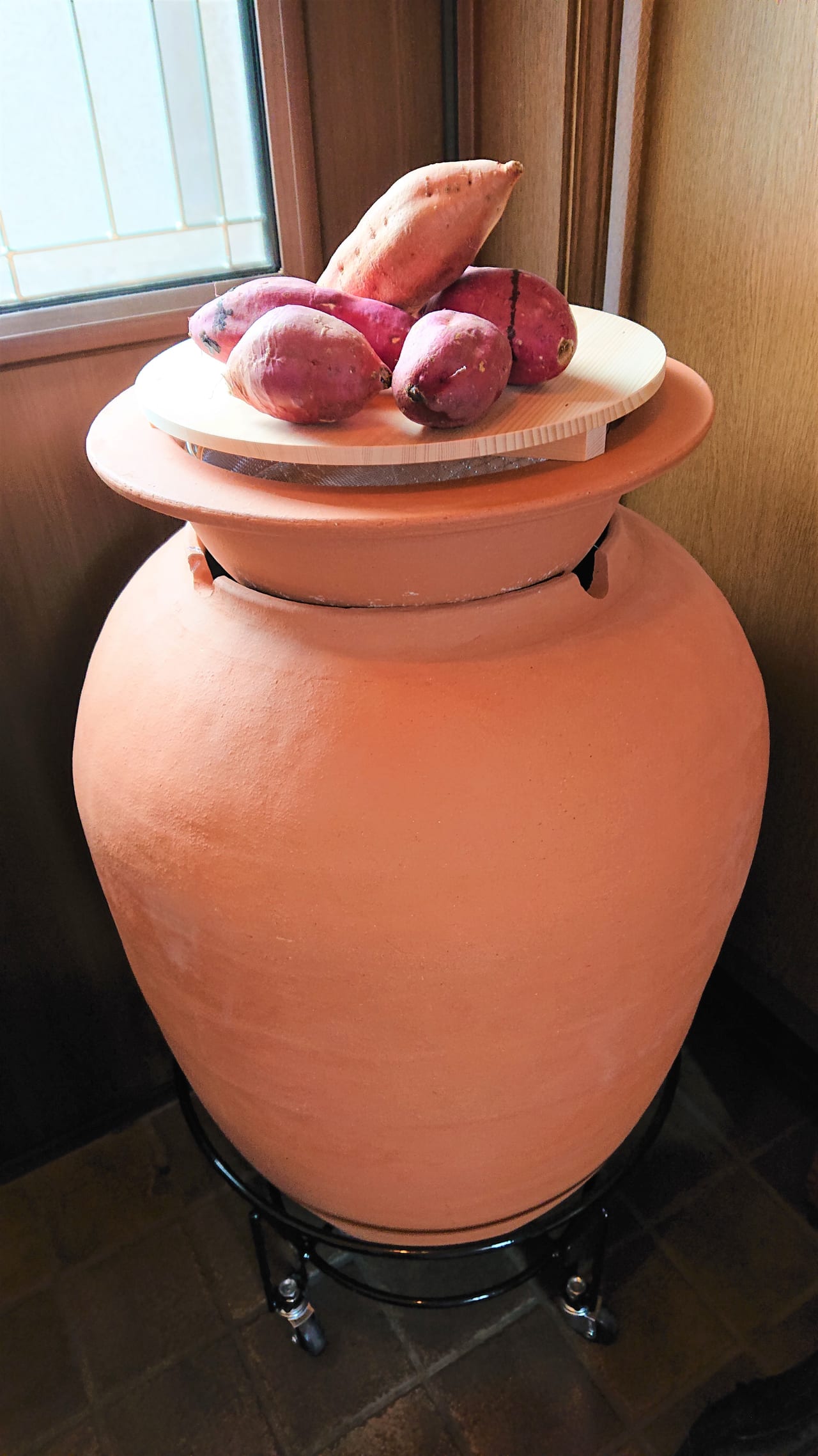 江戸川区】OPENが待ち遠しい！江戸川区内初の焼き芋専門店、壺焼き芋 