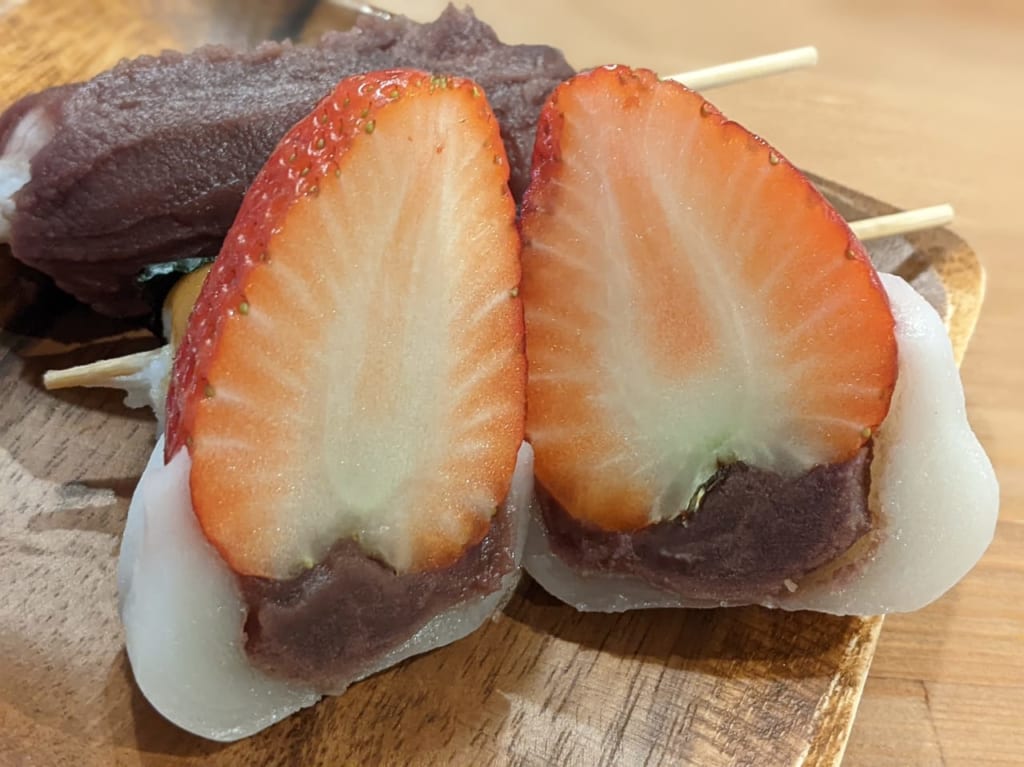 だんごのさくらや　いちご大福