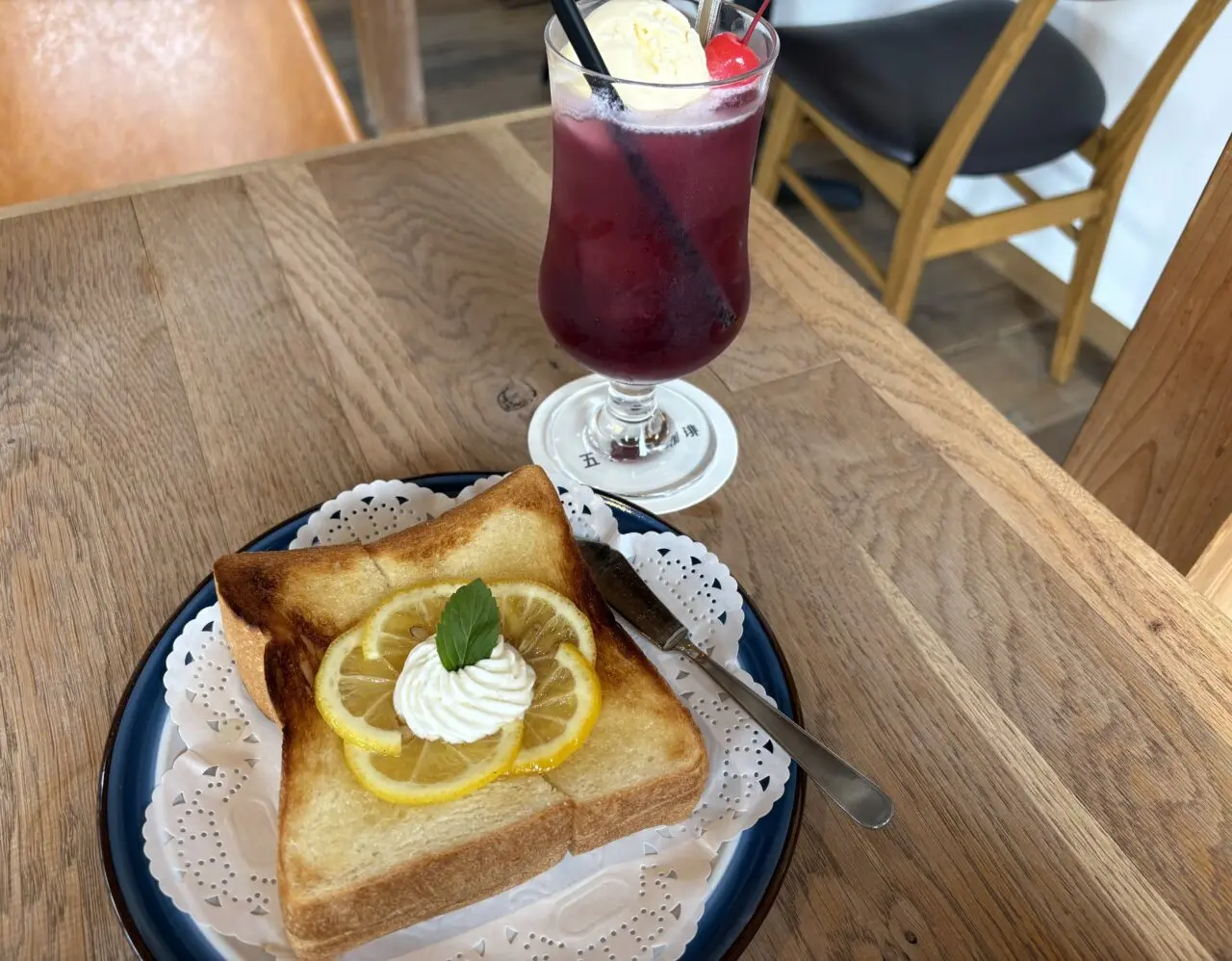 江戸川区松島にある人気カフェ五分一珈琲