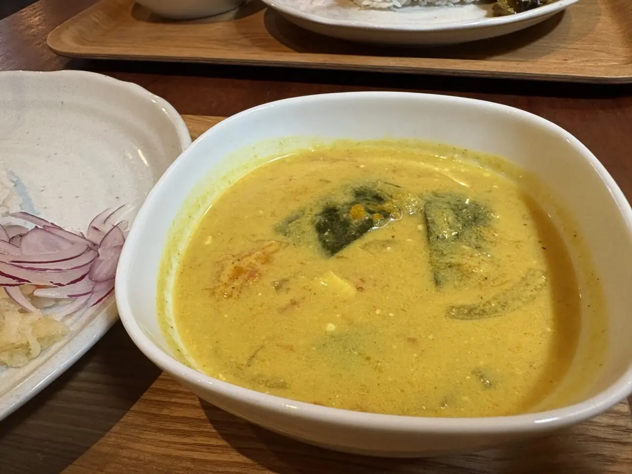 一之江にあるkobby's coffeeでスリランカーカレーと米粉スイーツの販売