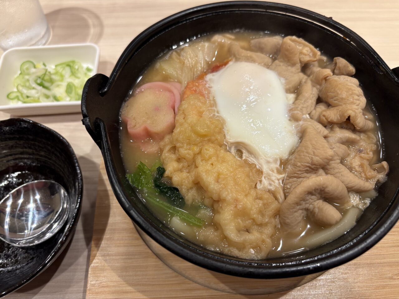 大杉、環七通りにオープンした鉄鍋屋こち