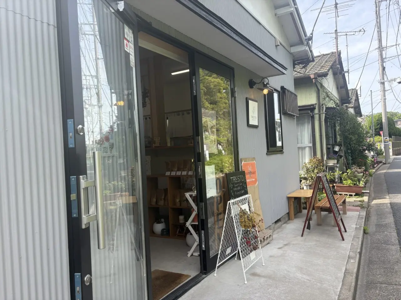 江戸川区松江にある古民家カフェ・花屋のTRESTOの3周年