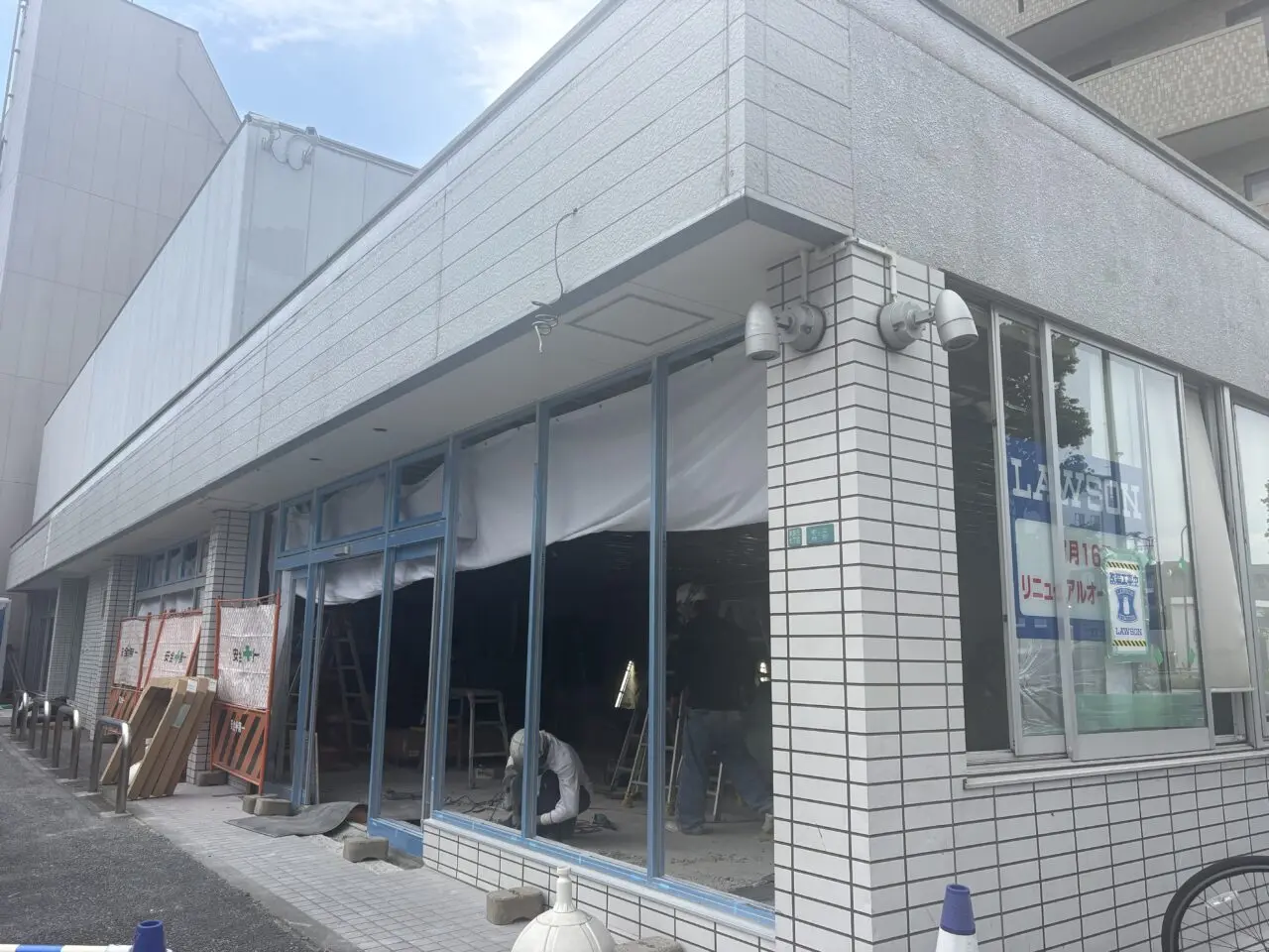 ローソン葛西環七通り店が改装休業中