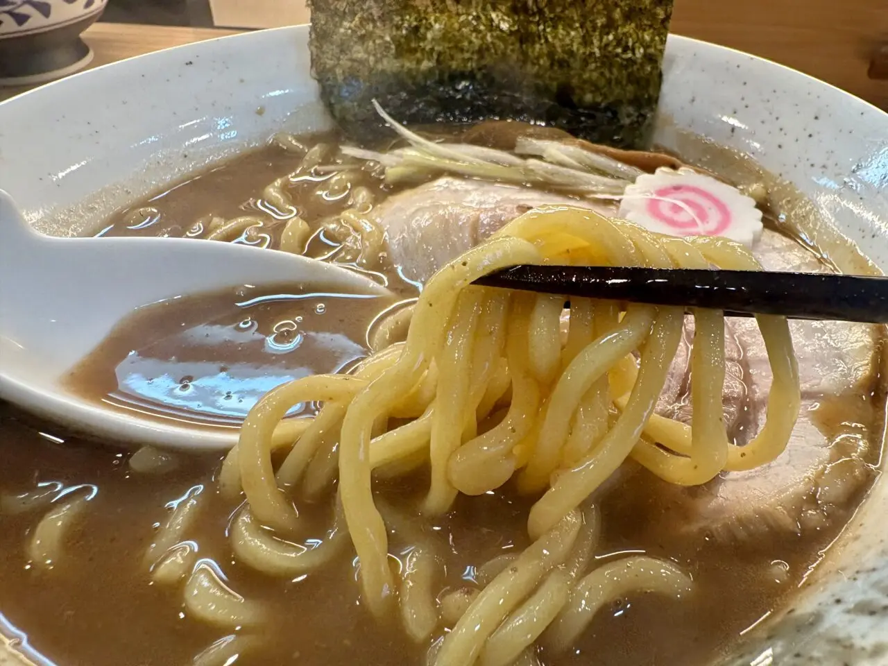 葛西にオープンしたラーメン店濃厚中華そば「つる縁」