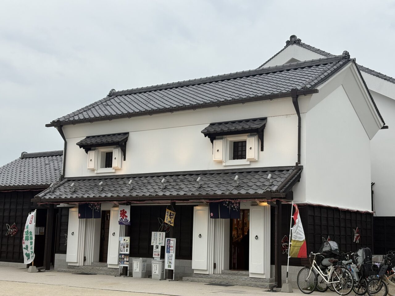 新川さくら館で夏祭り縁日と金魚イルミネーション