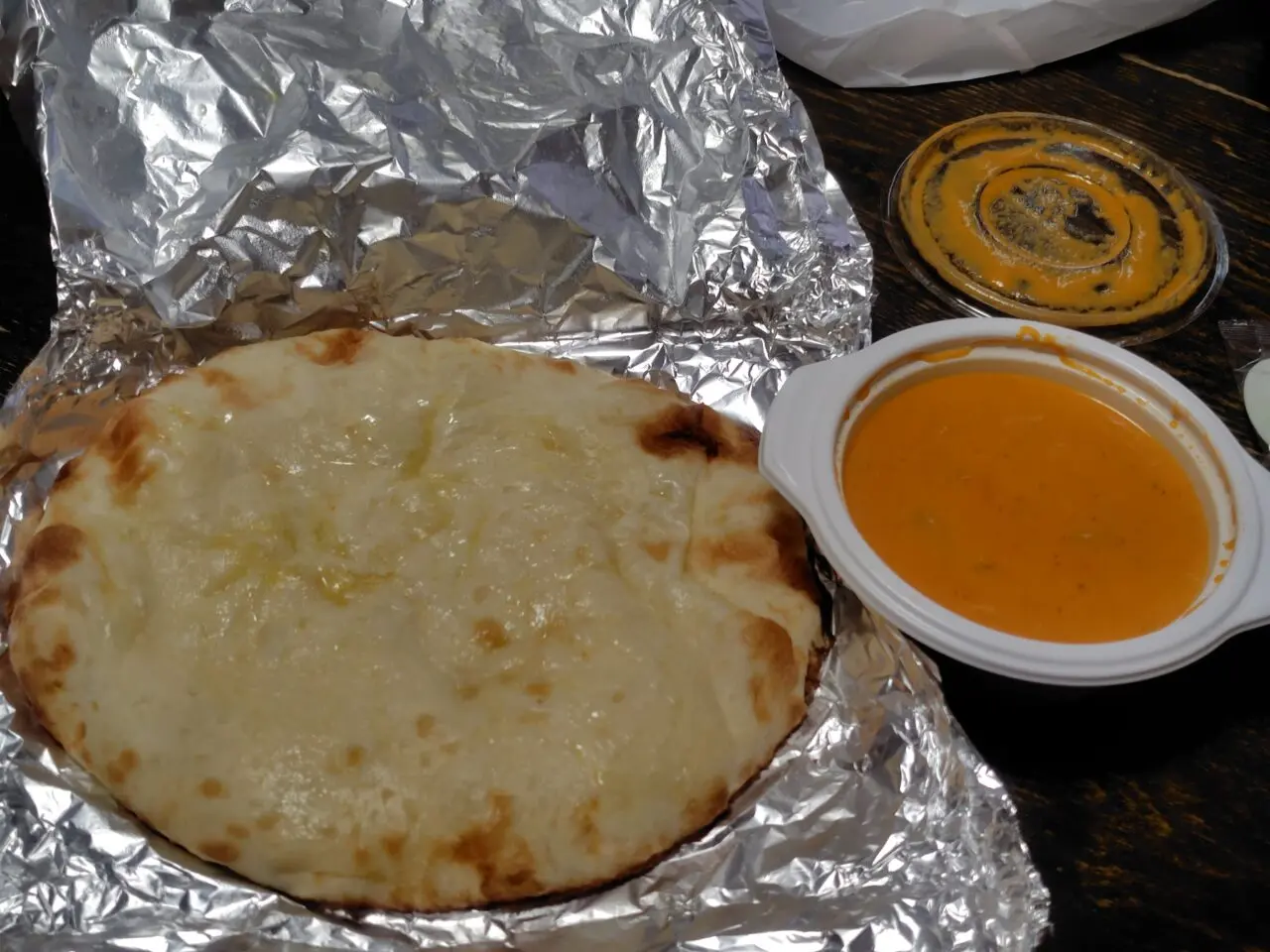 インドカレー店クイーンガーデンが移転オープン